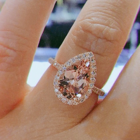18K Rose Gold Morganite Engagement Ring - Picture 3 of 5
